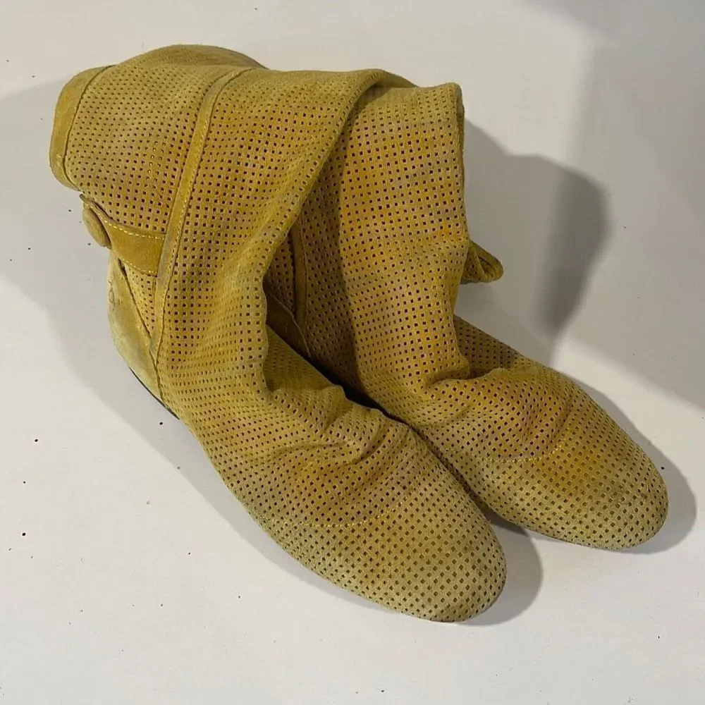 Sam Edelman yellow soft